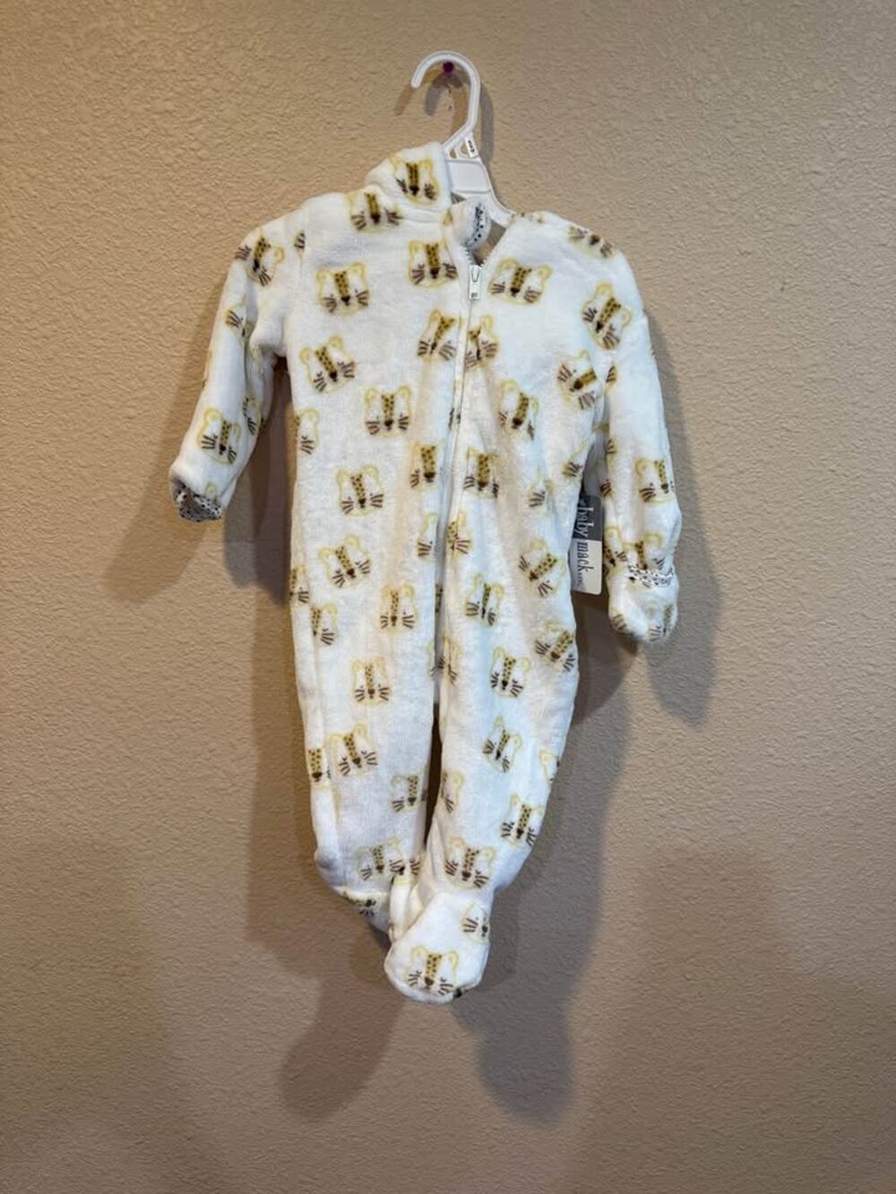 Baby Mack Fleece Footed Sleeper 6-9 Months